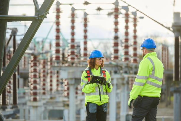 Best Licensed Electrician  in Pleasanton, TX